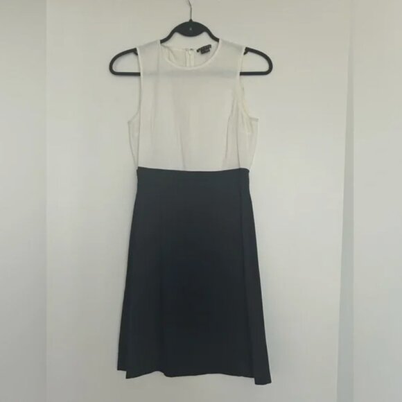 Theory color block linen dress. - Picture 1 of 7